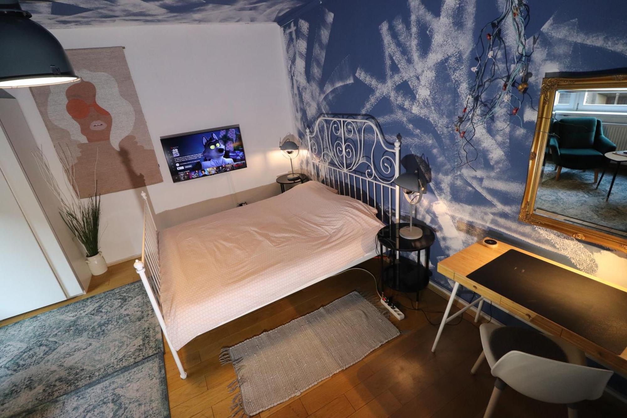 Ava Apartment,speed Wi Fi,netflix,between Bus And Train Station * Zagreb